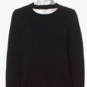 Rag & bone extra fine merino wool crew neck with small cut out in black xs
